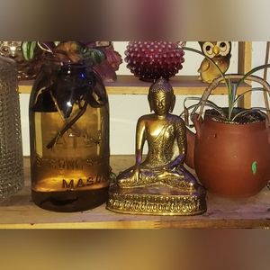 Vintage brass/bronze Budha in meditation